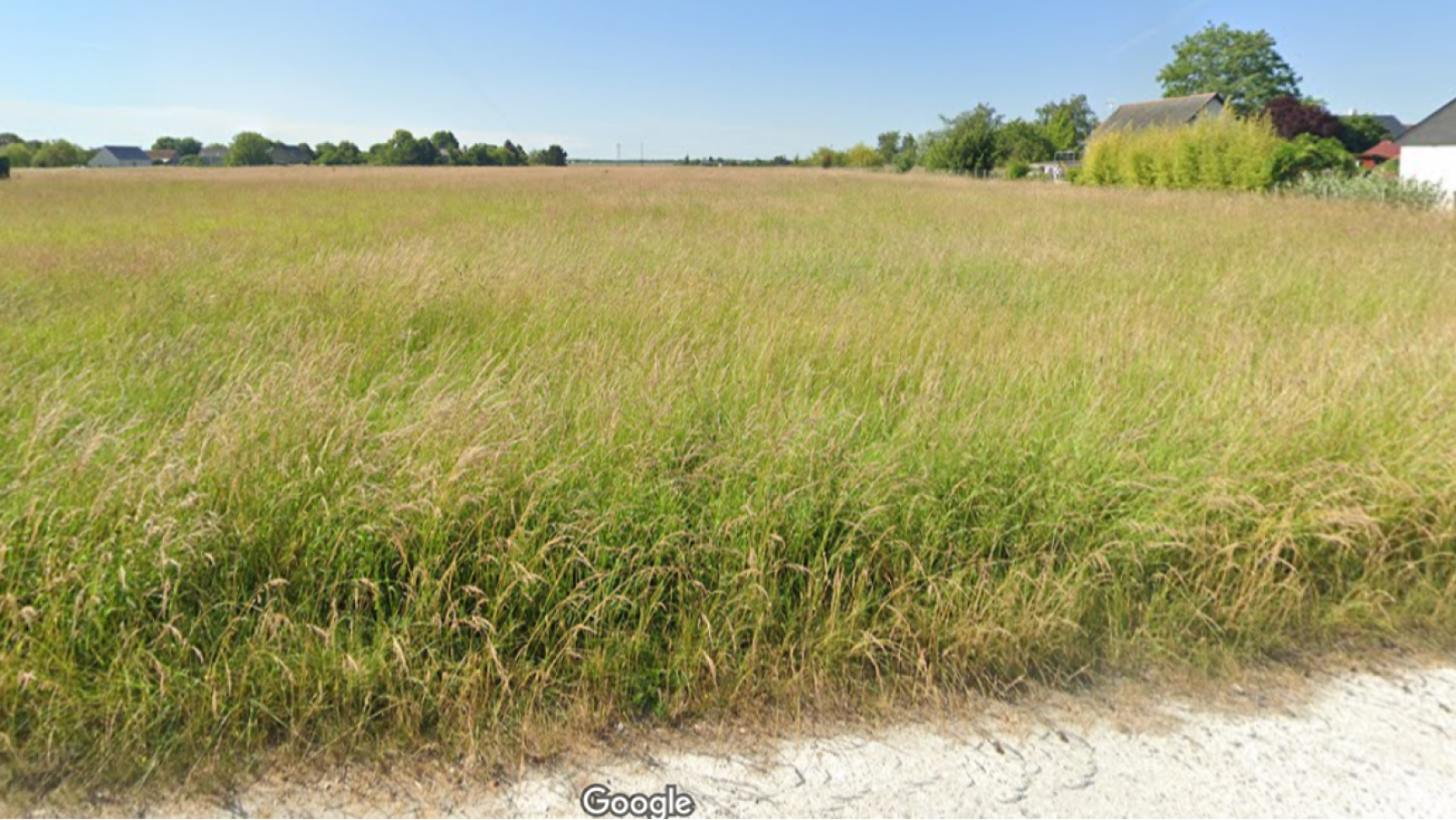 Terrain constructible de 564m2 à Athée-sur-Cher